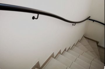 Madla tvarovaná do tvaru schodiště